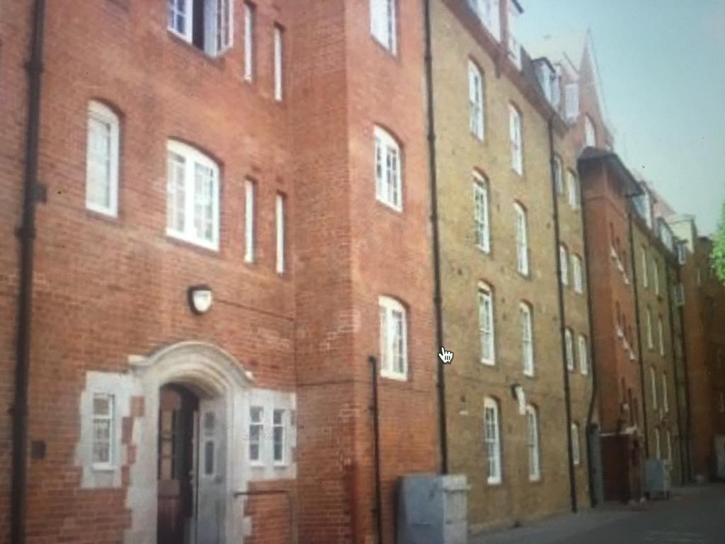 London Nice Rooms 3 Bagian luar foto